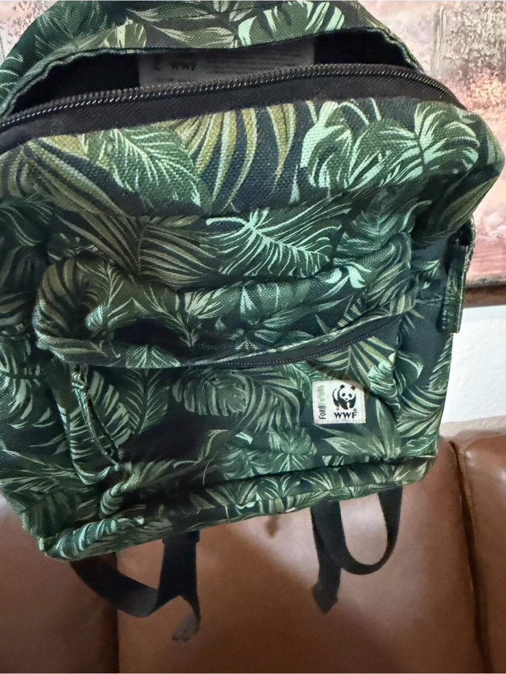 WWF Green Leaf-Print Men’s Backpack - Tropical Print